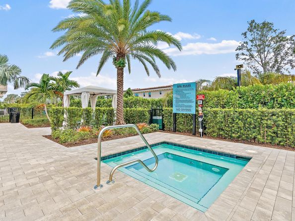 1013 Faulkner Terrace, Palm Beach Gardens FL 33418