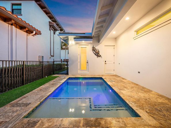 1013 Faulkner Terrace, Palm Beach Gardens FL 33418