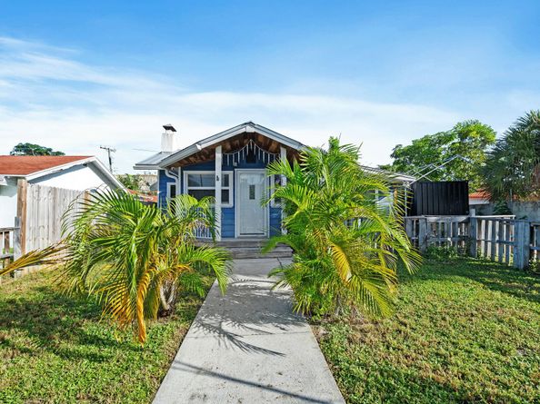 709 Omar Rd, West Palm Beach FL 33405