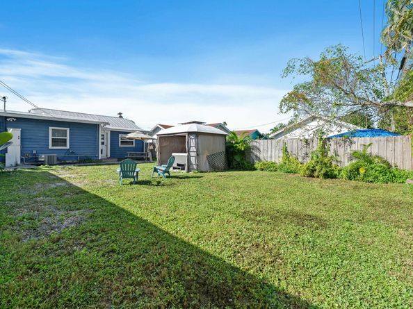 709 Omar Rd, West Palm Beach FL 33405