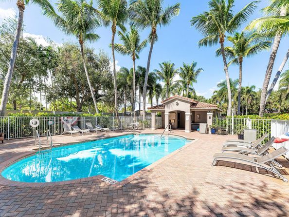 131 Ocean Cay Way 131, Hypoluxo FL 33462