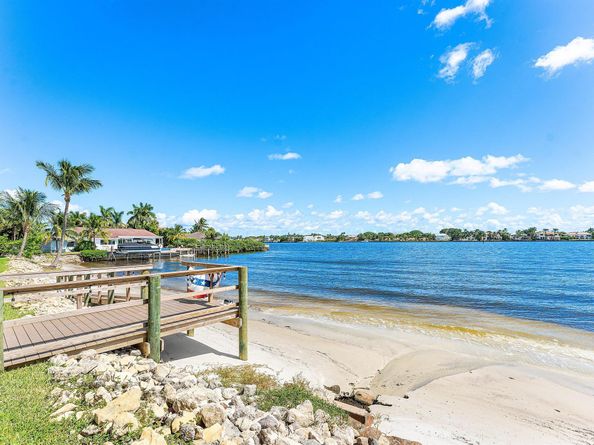 131 Ocean Cay Way 131, Hypoluxo FL 33462