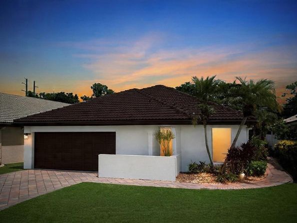 21392 Bridge View Dr, Boca Raton FL 33428