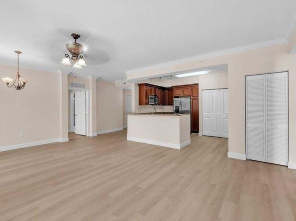 1690 Renaissance Commons Boulevard 1219, Boynton Beach FL 33426