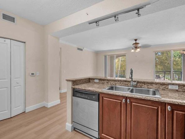 1690 Renaissance Commons Boulevard 1219, Boynton Beach FL 33426