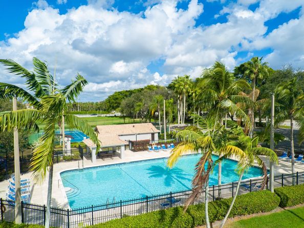 11632 SW 19th St, Miramar FL 33025