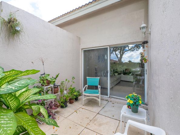 11632 SW 19th St, Miramar FL 33025