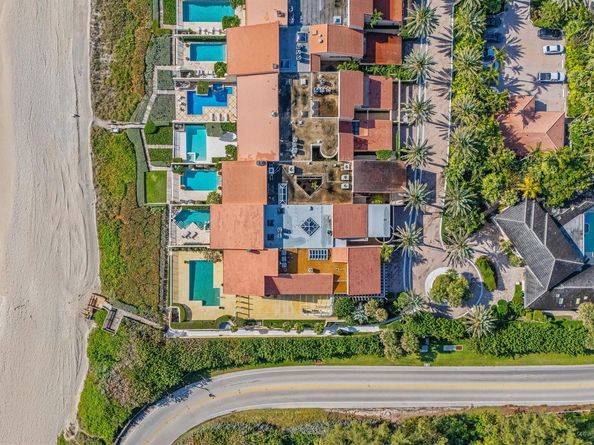 2 Sloans Curve Drive, Palm Beach FL 33480