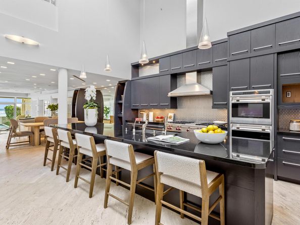 2 Sloans Curve Drive, Palm Beach FL 33480