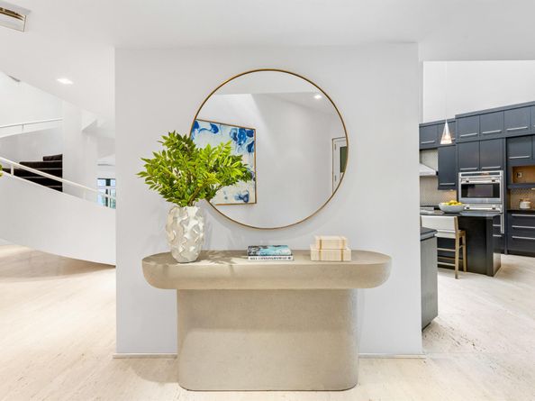 2 Sloans Curve Drive, Palm Beach FL 33480