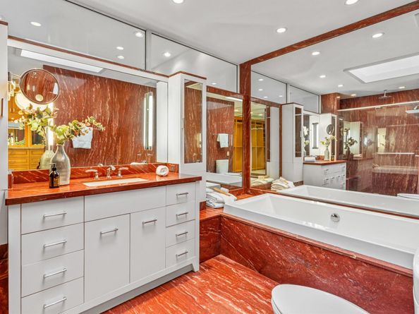 2 Sloans Curve Drive, Palm Beach FL 33480