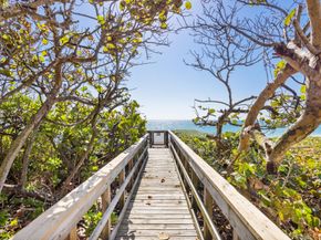 2 Sloans Curve Drive, Palm Beach FL 33480