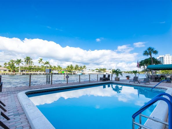 2611 N Riverside Dr 304, Pompano Beach FL 33062