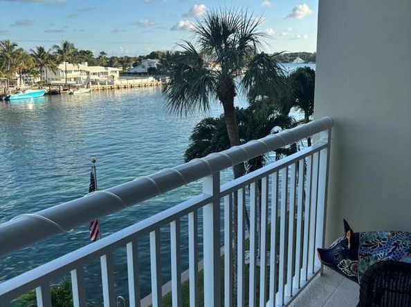 2611 N Riverside Dr 304, Pompano Beach FL 33062