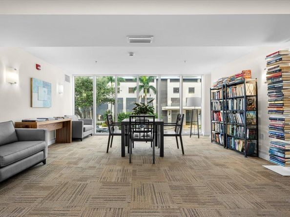 1617 N Flagler Drive 304, West Palm Beach FL 33407