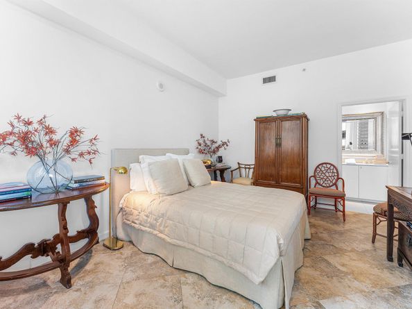 1617 N Flagler Drive 304, West Palm Beach FL 33407