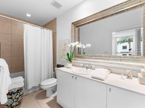 1617 N Flagler Drive 304, West Palm Beach FL 33407