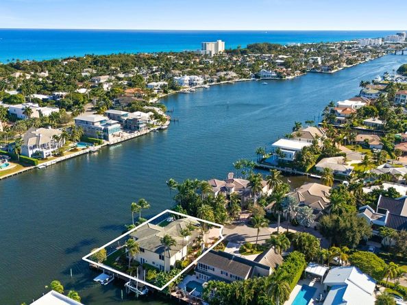 715 SE 8th St, Delray Beach FL 33483