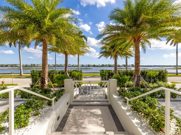 2415 S Flagler Drive, West Palm Beach FL 33401