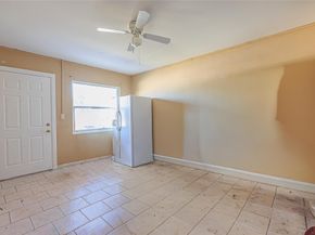 646 Bayberry Dr, West Palm Beach FL 33403