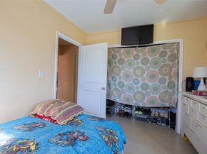 646 Bayberry Dr, West Palm Beach FL 33403