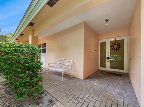 900 Cypress Ter V 61, Pompano Beach FL 33069