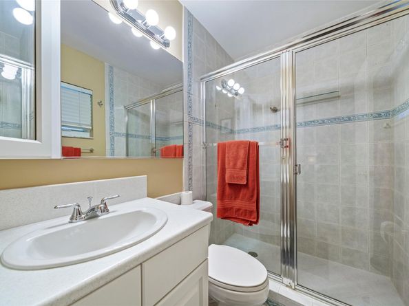 900 Cypress Ter V 61, Pompano Beach FL 33069