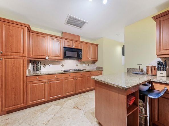 900 Cypress Ter V 61, Pompano Beach FL 33069