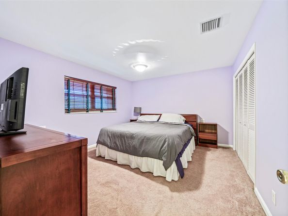 900 Cypress Ter V 61, Pompano Beach FL 33069