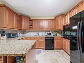 900 Cypress Ter V 61, Pompano Beach FL 33069