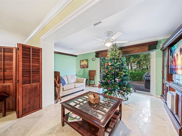 900 Cypress Ter V 61, Pompano Beach FL 33069