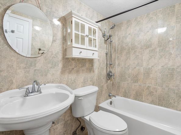 2138 SW 6th Street 301, Miami FL 33135