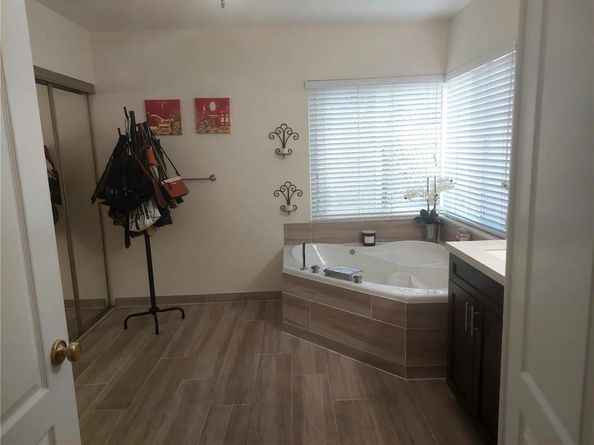 Undisclosed Address #FX-10537381, Pembroke Pines FL 33029