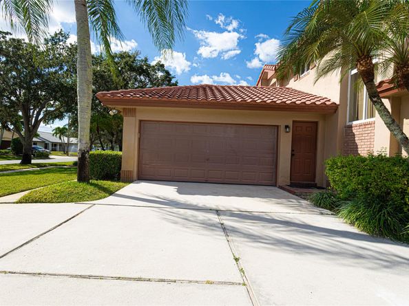 Undisclosed Address #FX-10537381, Pembroke Pines FL 33029