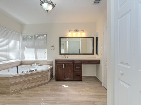 Undisclosed Address #FX-10537381, Pembroke Pines FL 33029