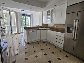 21050 Point Place 501, Aventura FL 33180