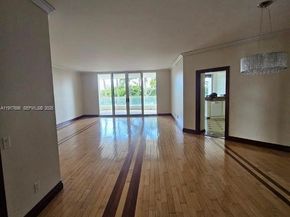 21050 Point Place 501, Aventura FL 33180