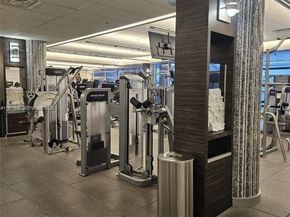 21050 Point Place 501, Aventura FL 33180