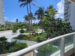21050 Point Place 501, Aventura FL 33180