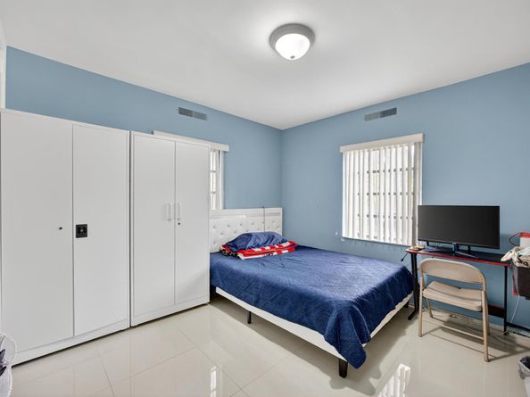 15020 Garfield Drive, Homestead FL 33033