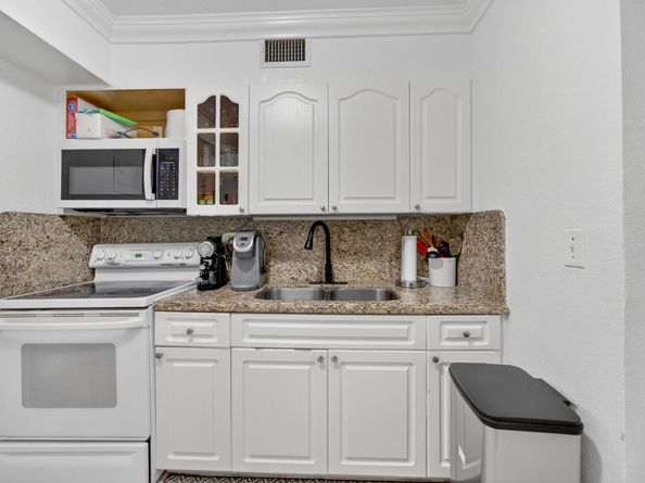 15020 Garfield Drive, Homestead FL 33033