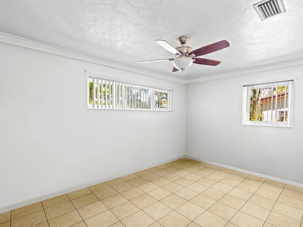 2016 SW 37th Ave, Fort Lauderdale FL 33312