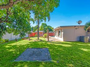 2016 SW 37th Ave, Fort Lauderdale FL 33312