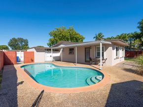 2016 SW 37th Ave, Fort Lauderdale FL 33312