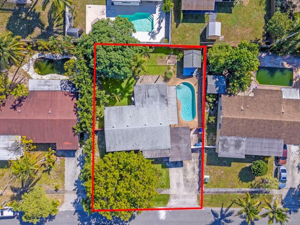 2016 SW 37th Ave, Fort Lauderdale FL 33312