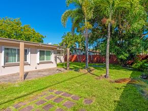 2016 SW 37th Ave, Fort Lauderdale FL 33312