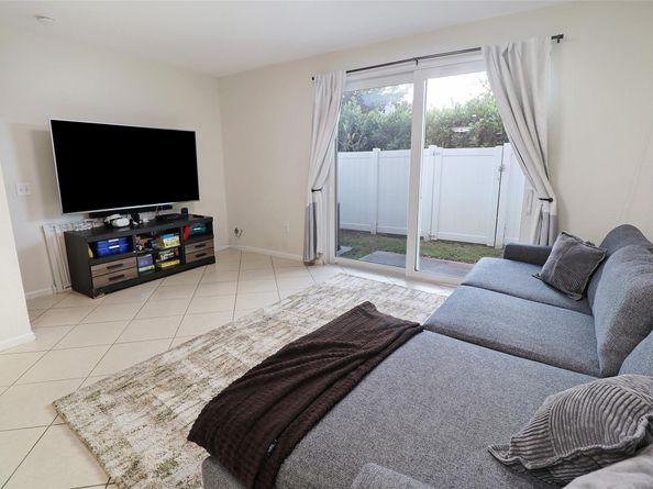 8106 Prestige Commons Dr 8106, Tamarac FL 33321