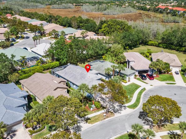 9082 Bay Point Cir Circle, West Palm Beach FL 33411