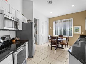 9082 Bay Point Cir Circle, West Palm Beach FL 33411
