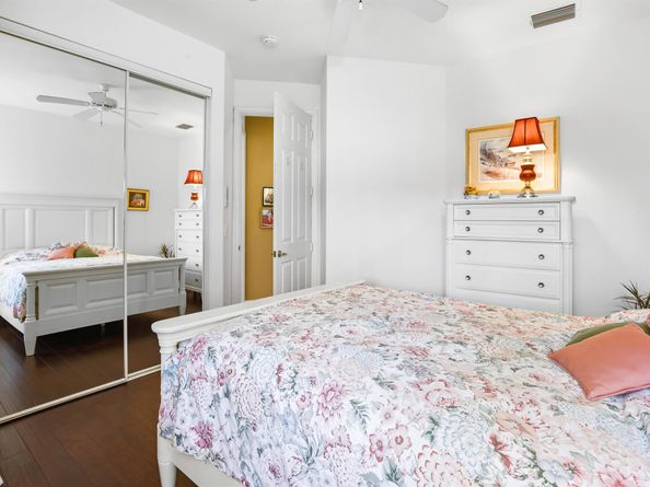 9082 Bay Point Cir Circle, West Palm Beach FL 33411